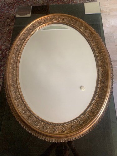 Specchio vintage dalla forma